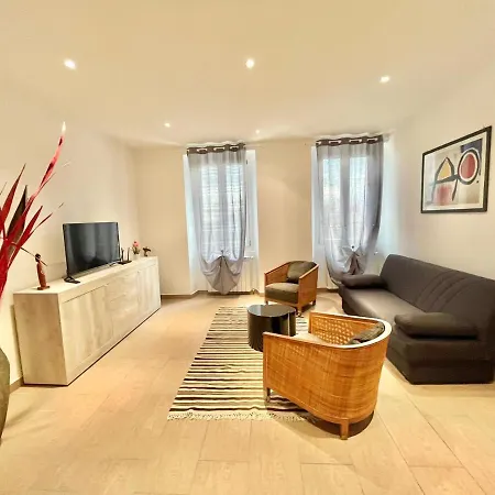 Palazzo Proietti 4 * Biella