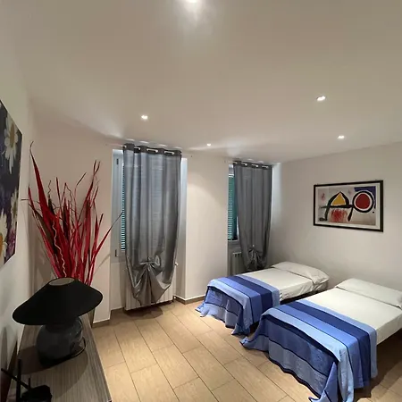 Palazzo Proietti 4 * Biella